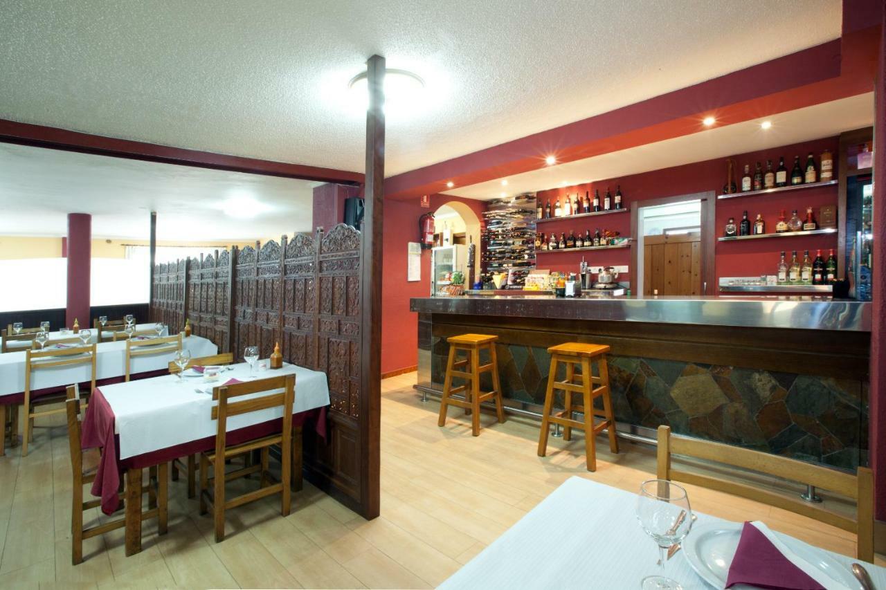 Hotel Parrillada Terranova Oza de los Ríos Exterior foto